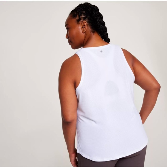 Calia Women’s White Scoop Neck Tank, multiple sizes - Picture 2 of 11